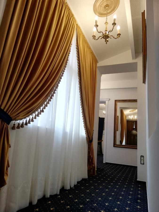 Weiss Little Palace Brașov Exterior foto