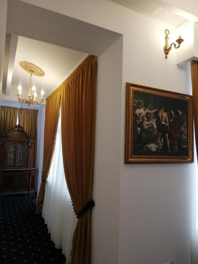 Weiss Little Palace Brașov Exterior foto